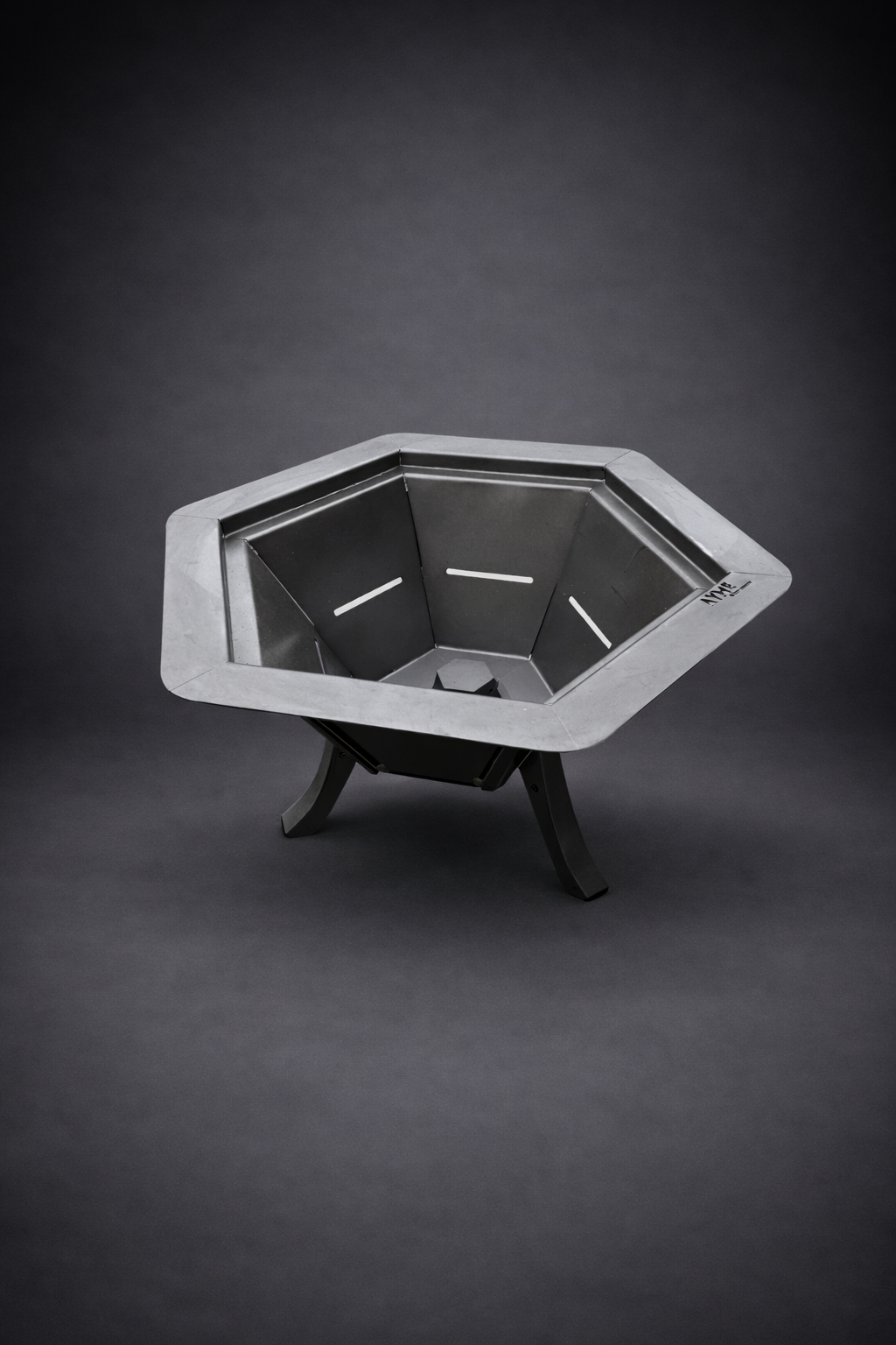 61 cm Portable Fire Pit & BBQ Grill | Compact Outdoor Fireplace | Wood & Charcoal Burning AYME Outdoorium